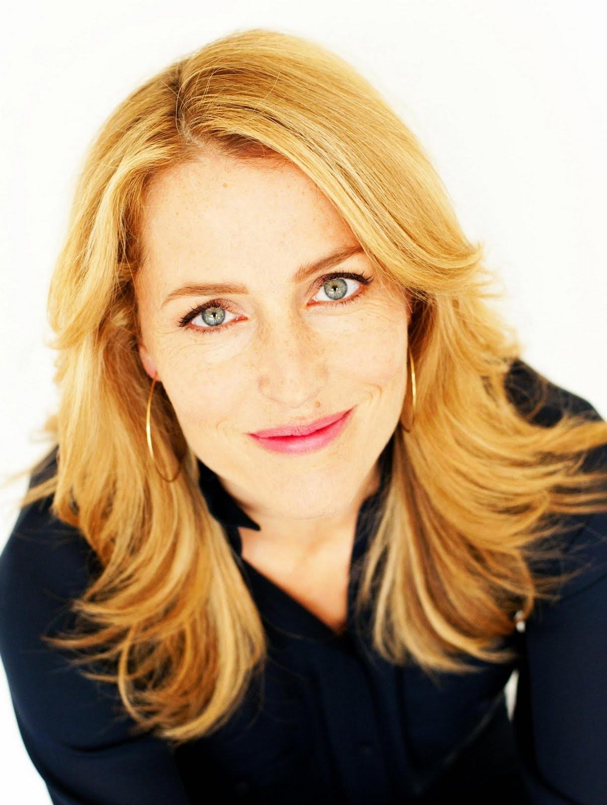 Gillian Anderson 885